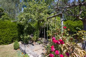 Photo 18- click for photo gallery